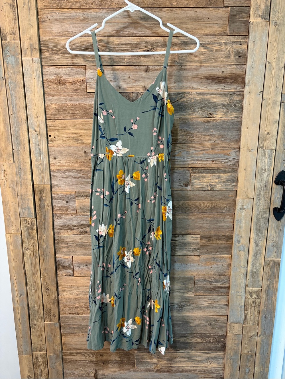Old Navy Olive Green Floral Spaghetti-Strap Midi Dress* - size M